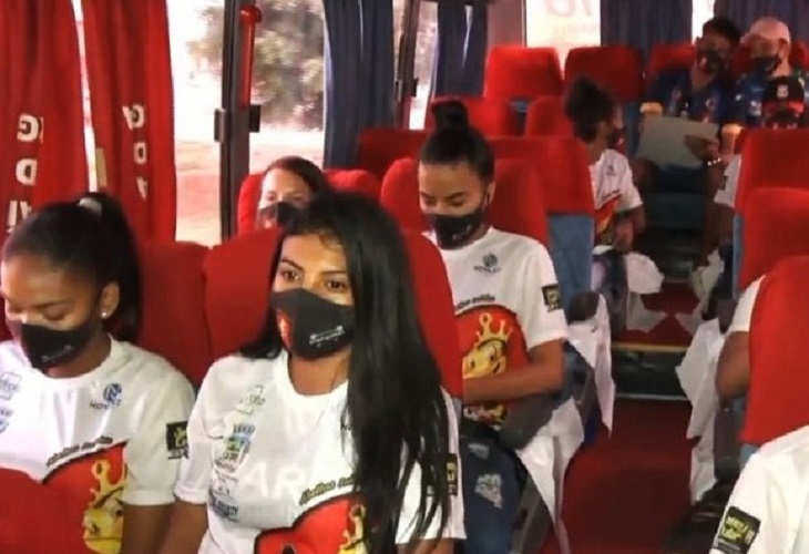 Asaltan a un equipo femenino y abusan de una de las jugadoras en Brasil