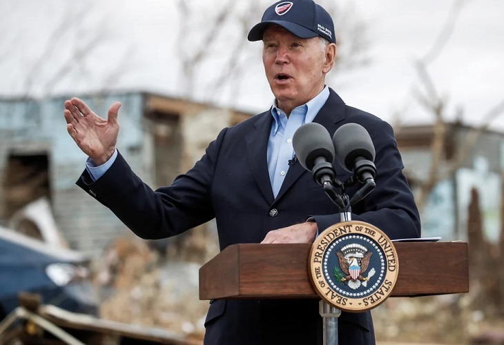 Biden visita Kentucky tras los tornados y promete su ayuda para la reconstrucción