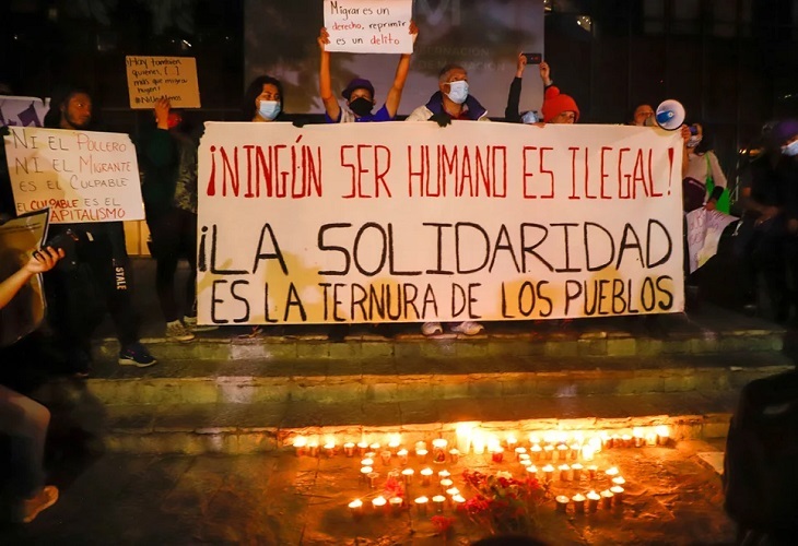Caravana migrante se manifiesta en Ciudad de México por víctimas de accidente