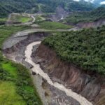 Ecuador declara fuerza mayor en un sector petrolero por la erosión en un río amazónico