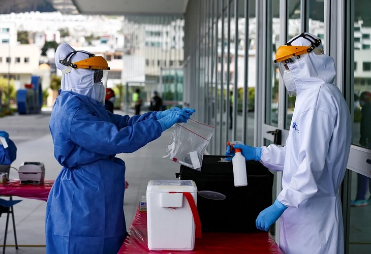 Ecuador detecta el tercer caso de la variante ómicron y teme contagio comunitario