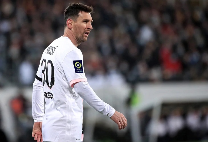 El PSG ni vence ni convence