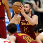 El juego aéreo de los Cavaliers de Rubio acaba con los Raptors