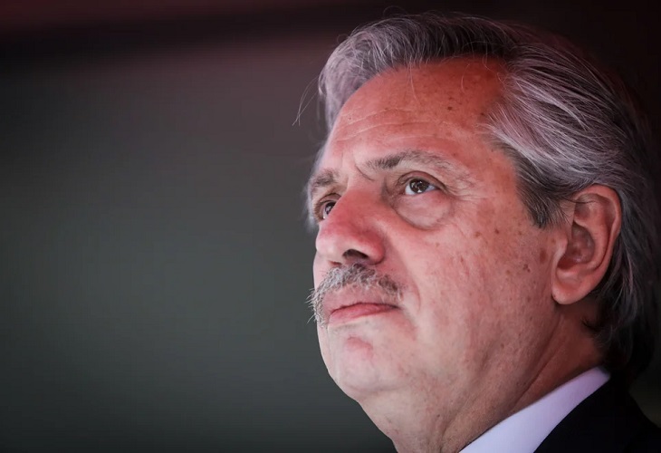 El presidente argentino llama a discutir un mejor diseño de la Corte Suprema