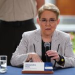 Militares mantendrán controles en los exteriores de cárceles de Ecuador
