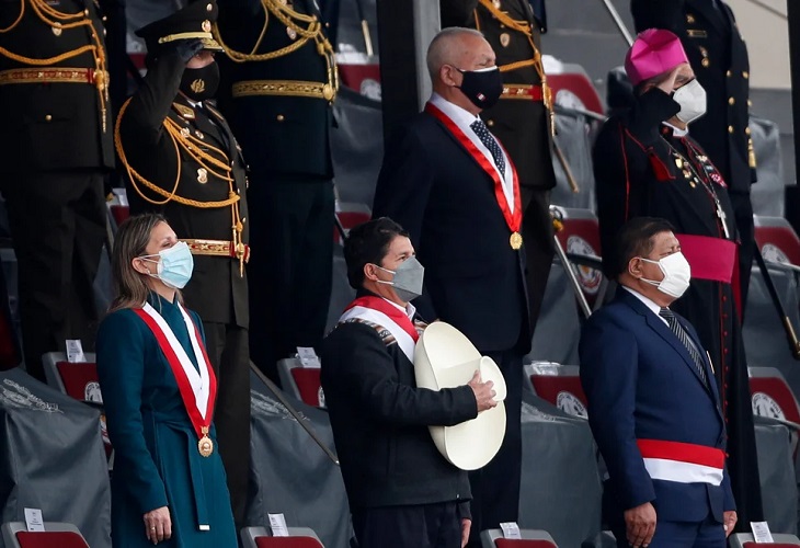 Presentan una moción de censura contra la presidenta del Congreso de Perú