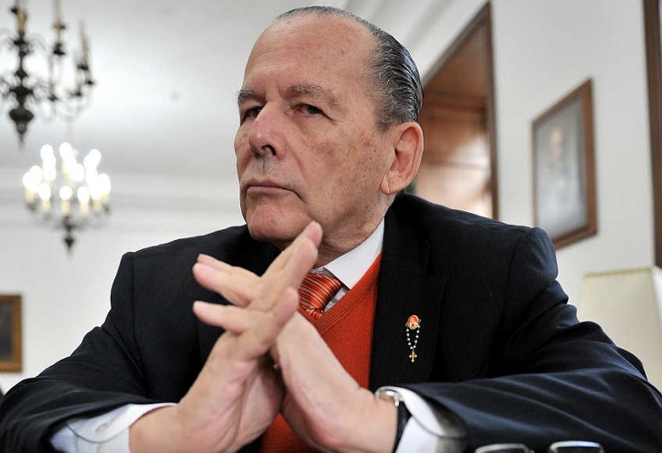 Muere en la Clínica del Caribe el ex senador colombiano Roberto Gerlein