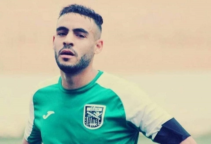 El jugador Sofiane Loukar murió en un partido, tras recibir un golpe en la cabeza