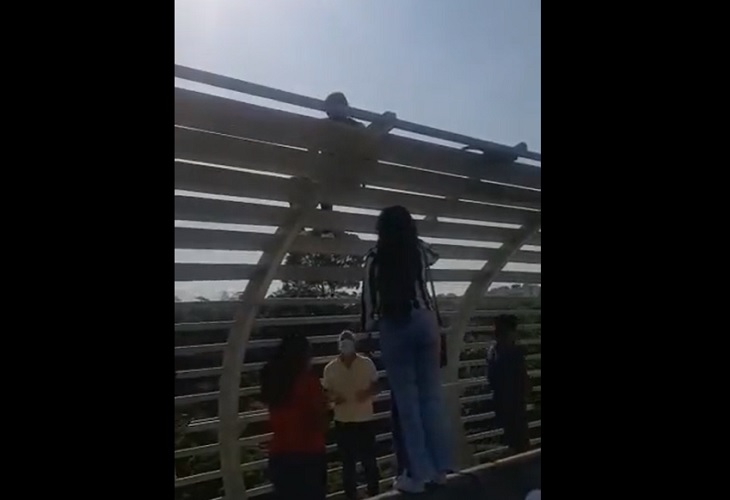 Andrey Nicolás Hernández, joven se quitó la vida en puente de la Novena, en Bucaramanga