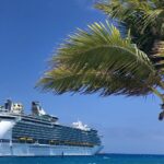 Crucero que llegó con 7 casos positivos de COVID a Cartagena