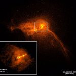 El agujero negro de M87 lanza un chorro de partículas a mil años luz