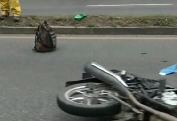 Motociclista murió en brutal accidente cerca al peaje de Copacabana