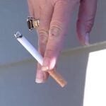 Riesgos Cerebrales del Tabaquismo: El Peligro Oculto en el Cigarrillo- Nueva Zelanda pone plan en marcha para que nuevas generaciones no fumen