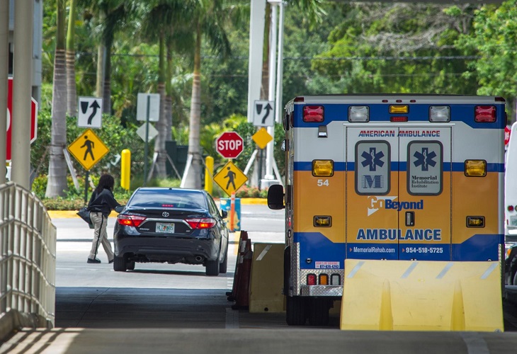 Adolescente ocasiona accidente de tráfico en Florida que deja seis muertos