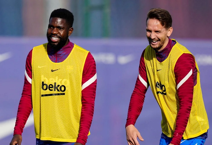 El Barcelona renueva a Umtiti y podrá inscribir a Ferran Torres