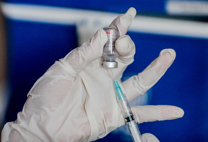 Es pronto para saber la eficacia de las vacunas chinas frente a ómicron