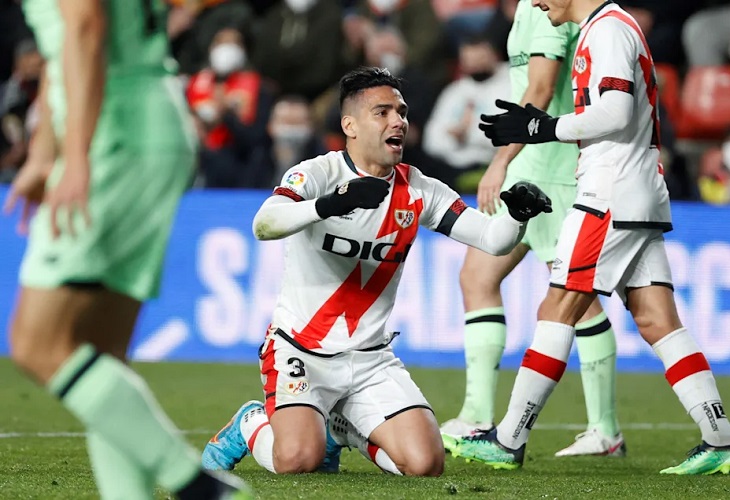 Falcao se marcha con Colombia reñido con el gol