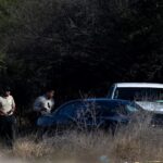 Hallan nueve cuerpos en fosa clandestina usada por capo en el norte de México