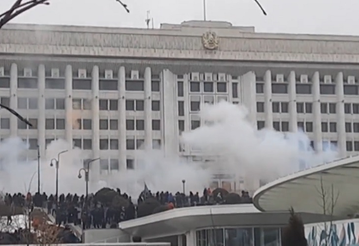 Protestas en Kazajistán dejan decenas de personas muertas y lesionadas