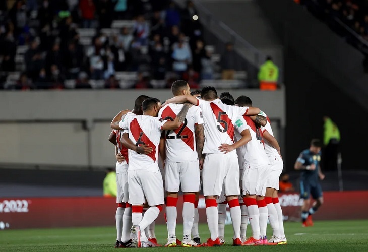 La selección peruana padece casos de covid-19, admite su preparador físico