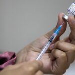 La tercera dosis de Pfizer aumenta los anticuerpos contra ómicron