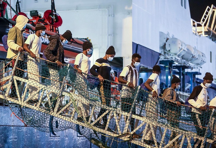 Más de 400 migrantes rescatados en el Mediterráneo por dos ONG