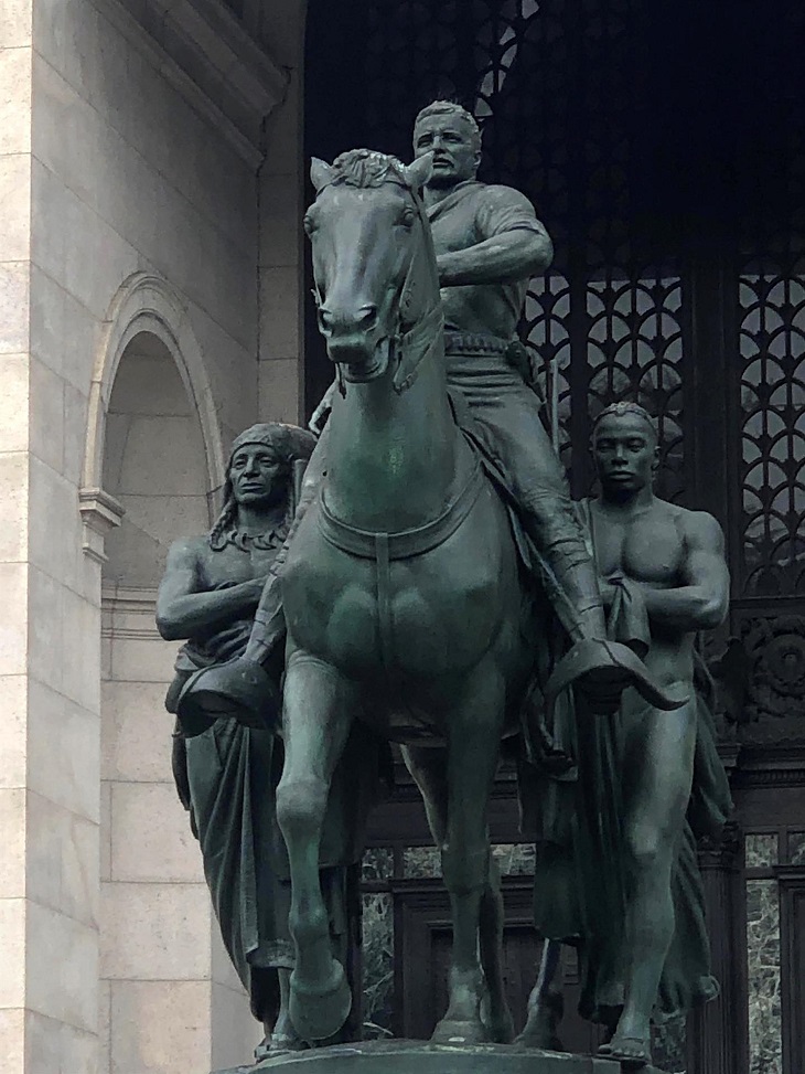 Nueva York esconde la estatua de Roosevelt