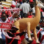 Perú podrá jugar ante Jamaica ante aficionados vacunados con tres dosis