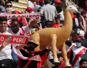 Perú podrá jugar ante Jamaica ante aficionados vacunados con tres dosis