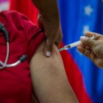 Venezuela está rumbo al 100 % de vacunados contra la covid-19, dice Maduro