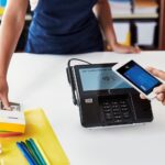 Visa lanza plataforma para reducir la dependencia de los terminales de pago