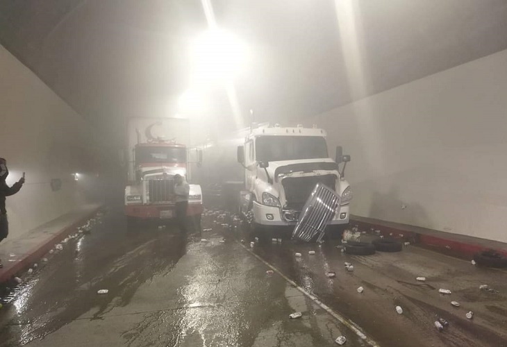 7 muertos deja accidente de tractomula en el Túnel de la Línea