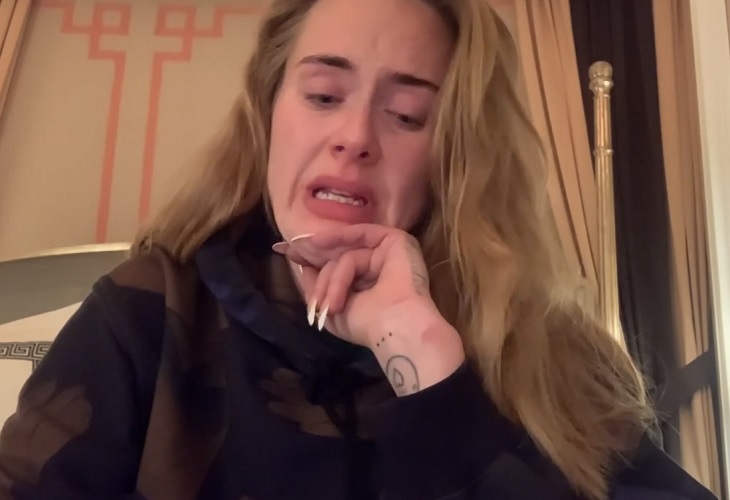 Adele anuncia llorando que no podrá cumplir sus shows en Las Vegas
