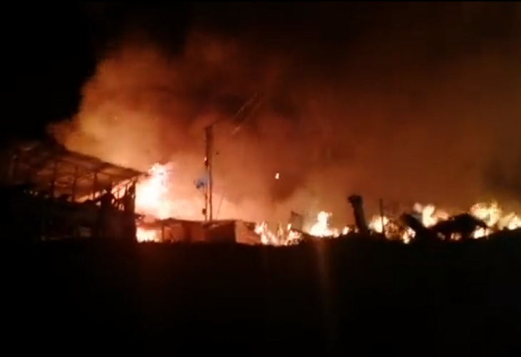 Voraz incendio en Santa Rosa de Cabal deja 2 fallecidos y decenas de afectados