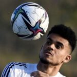 Liverpool apura sus opciones para el fichaje del colombiano Luis Díaz