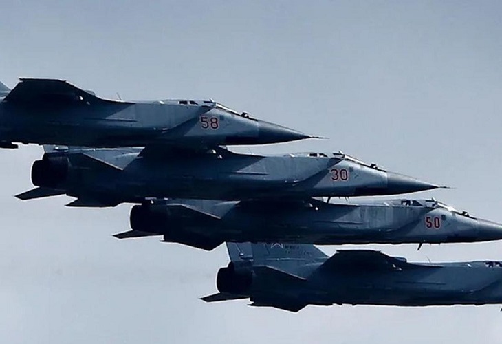 Cazas de la OTAN interceptan aviones rusos sin identificar en el Báltico y Barents