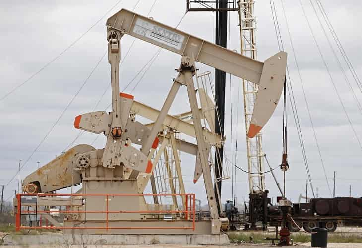 El petróleo de Texas baja un 1,3 % y cierra en 91,59 dólares