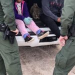Hallan en una semana más de 160 niños migrantes solos en Del Río, Texas