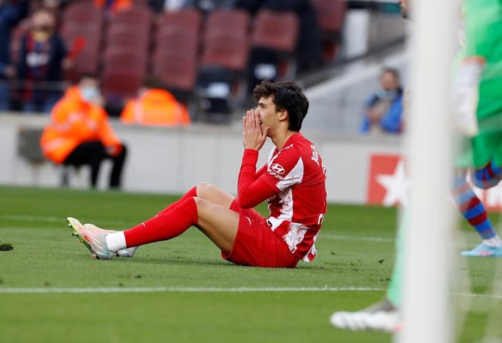 Joao Félix jugó seis meses con un hueso del pie roto