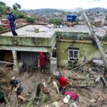La catástrofe es realmente grande, dice Bolsonaro sobre las lluvias en Petrópolis