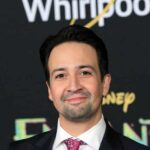 Lin-Manuel Miranda quiere una atracción de Encanto en Disneyland