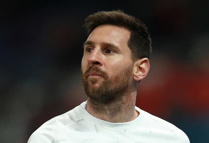 Barcelona adeuda aproximadamente 30 millones de euros a Lionel Messi, revela el presidente del club ---Messi, contra su pasado