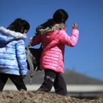 Niñas migrantes enfrentan graves peligros en su travesía a EEUU, alerta ONG