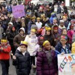 Tasa de aumento de población latina es mayor en comunidades hispanas pequeñas