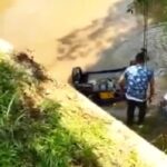 Conductor muere al caer a quebrada, en vía Bogotá-La Costa