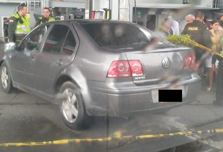 En la bomba Terpel de la autopista Suroriental mataron a un hombre