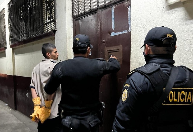 Detenido el guardia Luis Reyes por muerte de compañero en una garita, en Palín