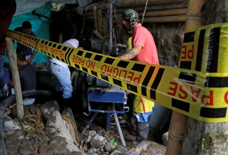 Mueren 5 mineros tras explosión en mina de carbón en Samacá