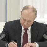 Putin reconoce independencia de dos regiones separatistas de Ucrania