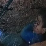 Rescatan con vida a Rayan, el niño marroquí que cayó a un pozo de 32 metros
